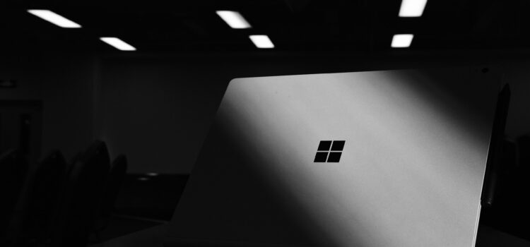Windows 8.1 Just Lost All Support. Here’s What You Need to Know Free Microsoft Notebook photo and picture
